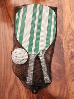 Show Me Your MuMu Green and White Striped Pickleball Paddle Set